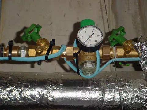 Grelni kabli za ogrevanje cevi